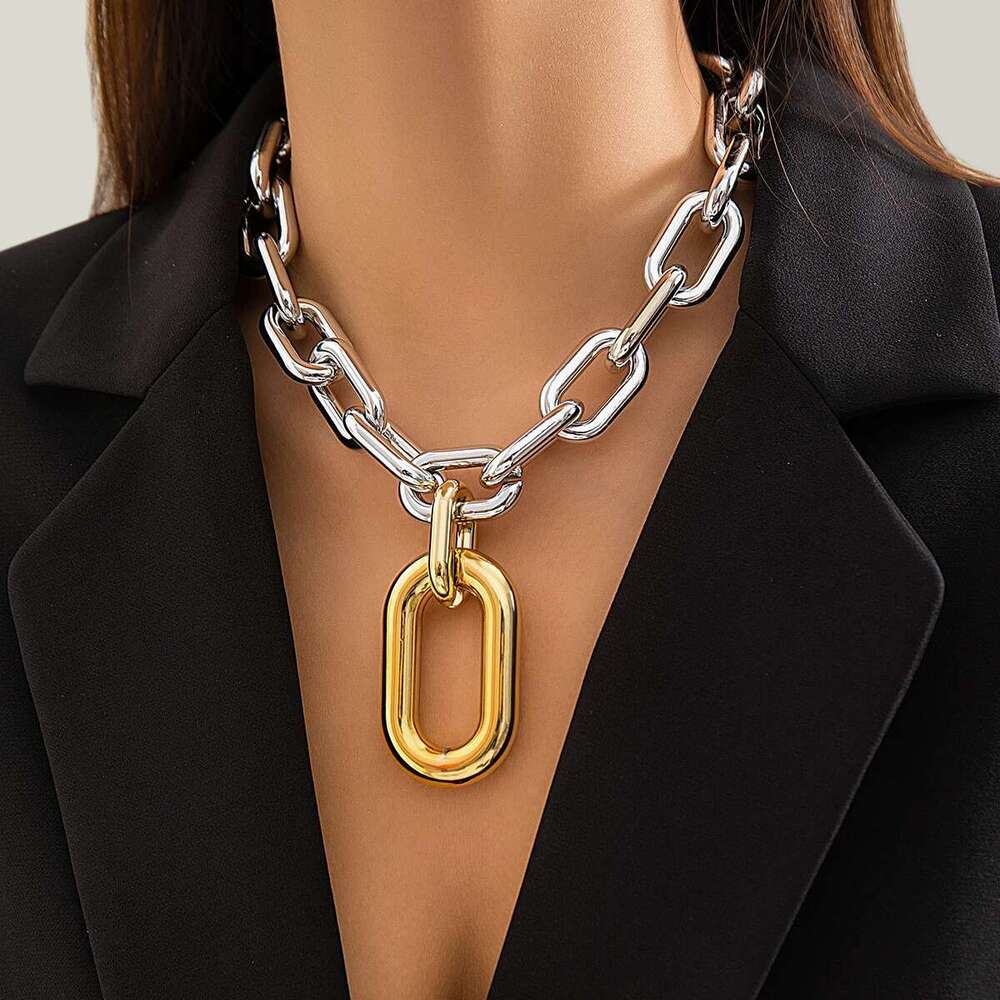 Thick Chains With Big Elliptical Pendant Necklace For Women Trendy Charms Ladies Collar On Neck Accessories 2023 Fashion Jewelry