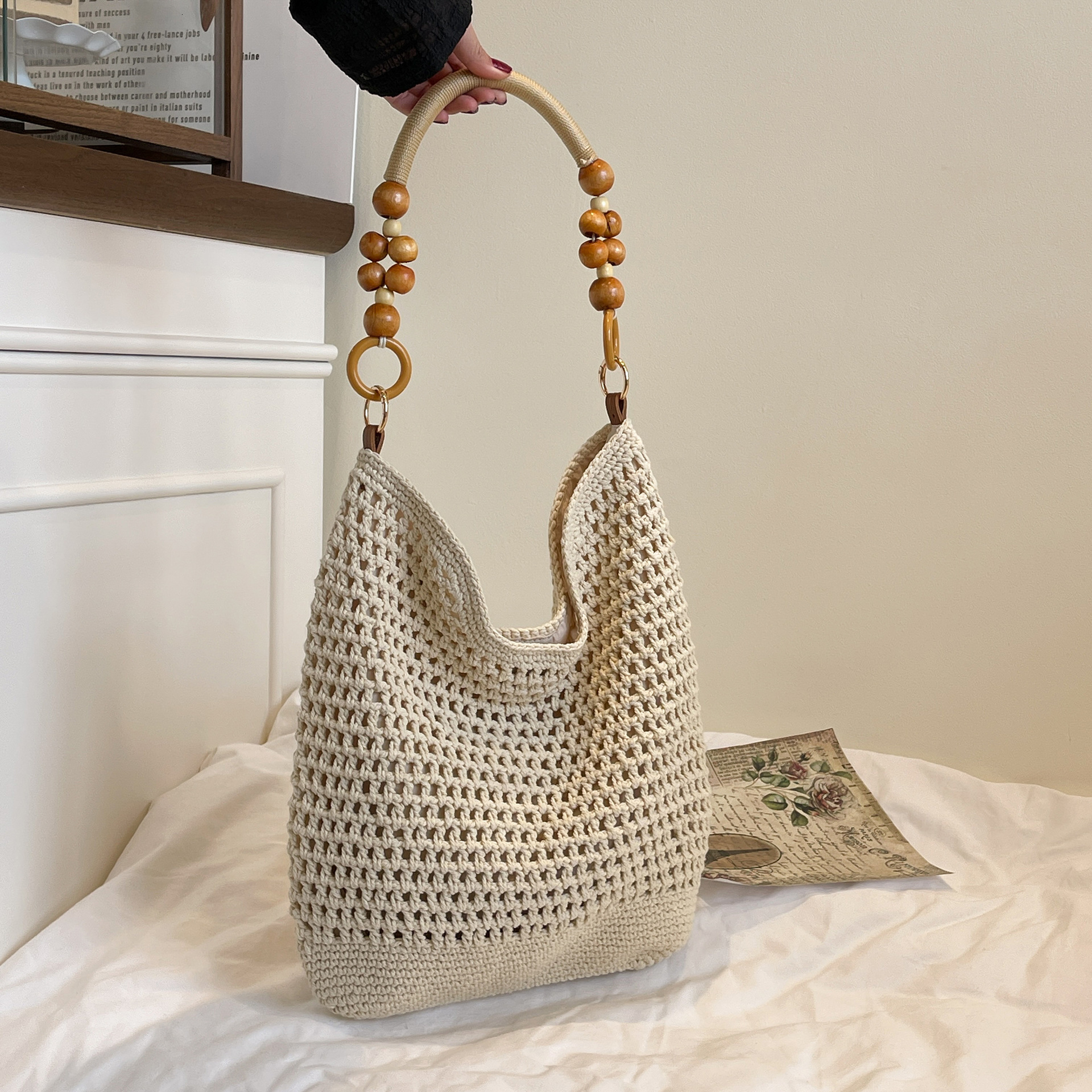 designer bag Large Capacity for Women Versatile One Shoulder Beach Resort Woven Grass Commuter Tote Bag