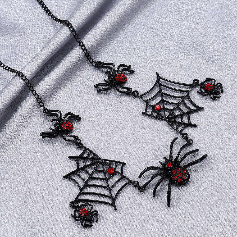 Alloy Halloween Necklace With Exaggerated Personality, Black Spider Web Collarbone Chain, Trendy And Accessories