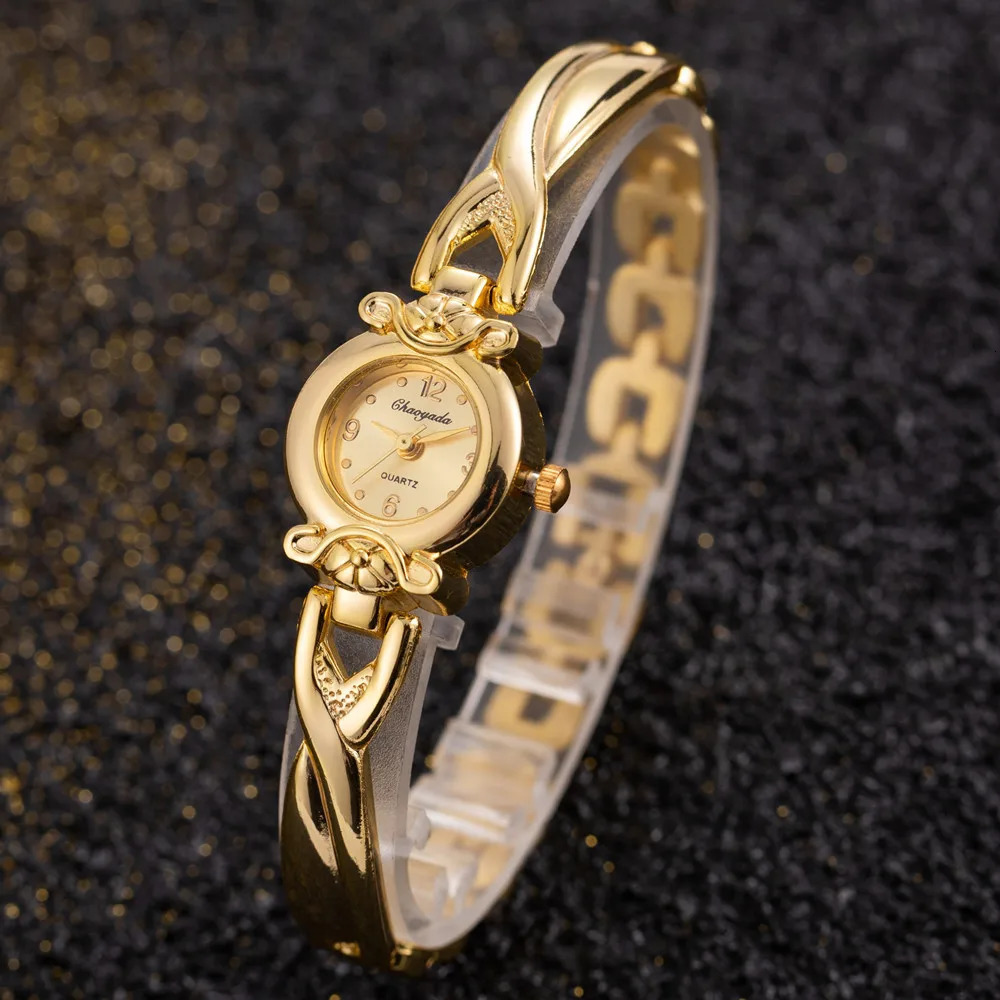 Fashion Gold Vintage Watch for Women - and Elegant Quartz Watch - Womens Pattern Bracelet - Casual Watch - Reloj Mujer 250425