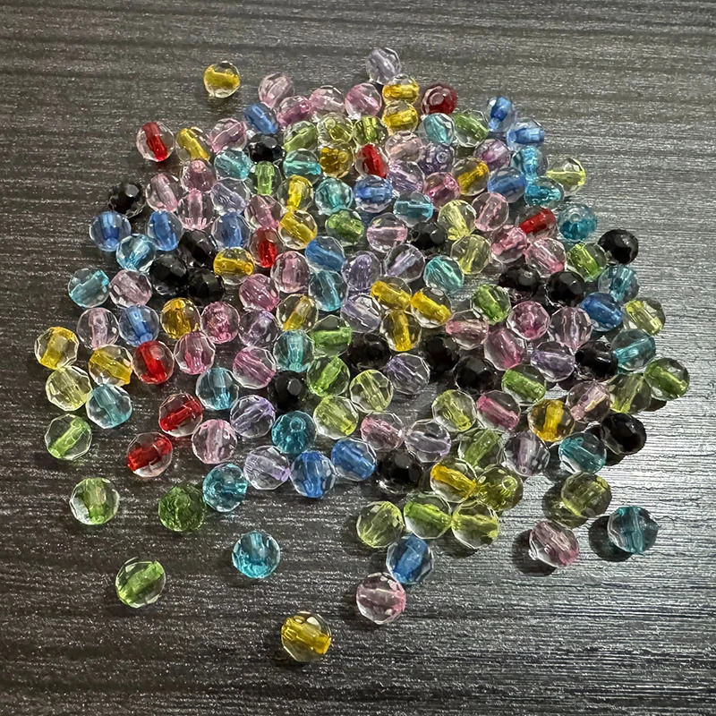 Latest wholesale 6mm 4000pcs/bag transparent core colored beads used for fashion jewelry/DIY handmade bead bag 250428