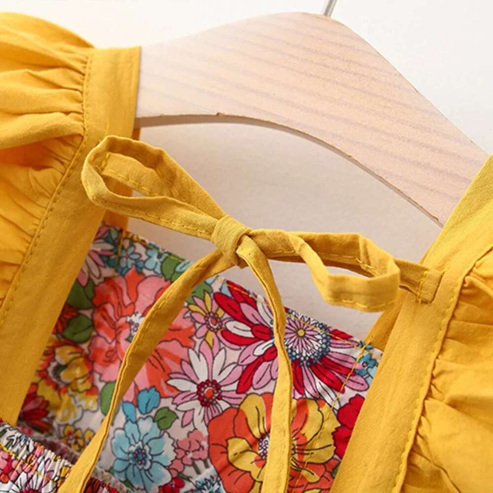 Summer New Girl Baby Strap Fragmented Flower Children's Sleeveless Princess Dress 0-3 Year Old Newborn Comes With Hat
