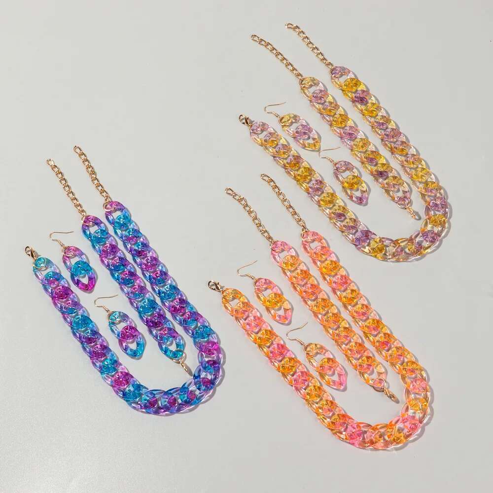 New Fashion Acrylic Color Transparent Gradient Chain Necklace Set For Women Colorful Necklaces 2024 Accessories Jewelry