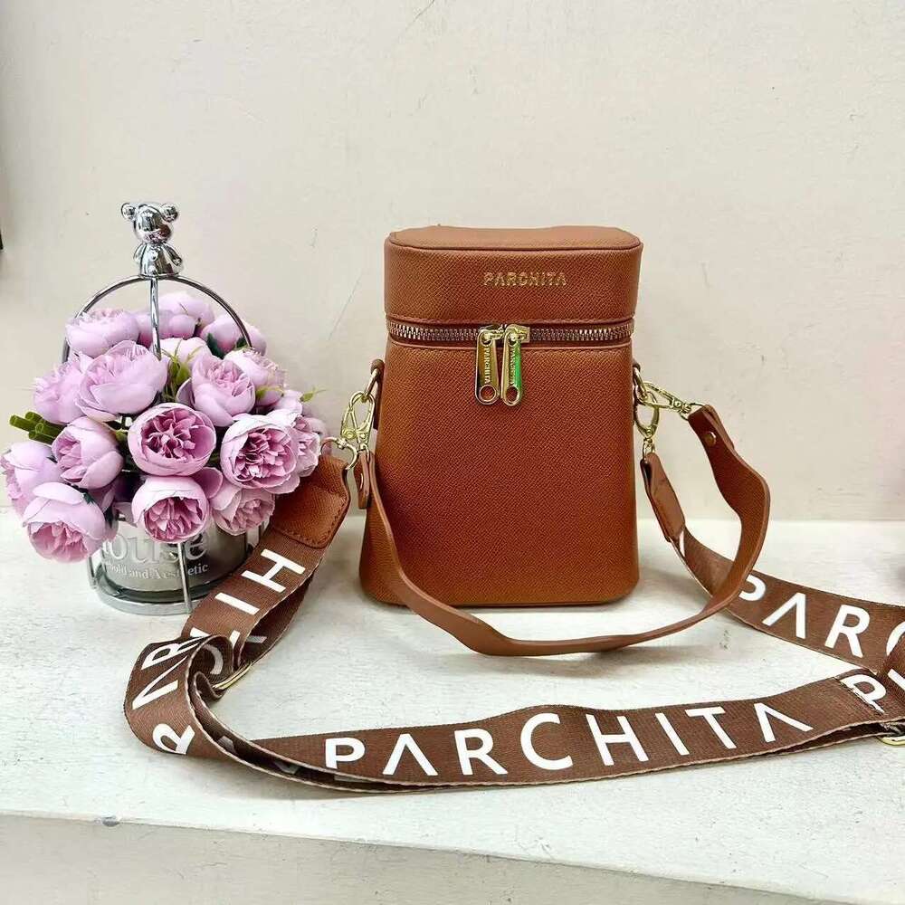 Small Square Casual Versatile Contrasting Color Commuting Crossbody Bag