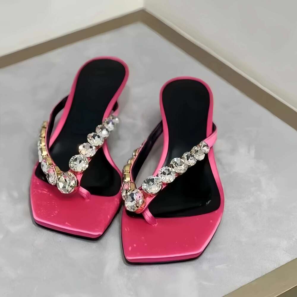 Rhinestone Slippers Kitten Heel Flip Flops Fashionable Versatile High Heels Women Outdoor Comfortable Casual Shoes