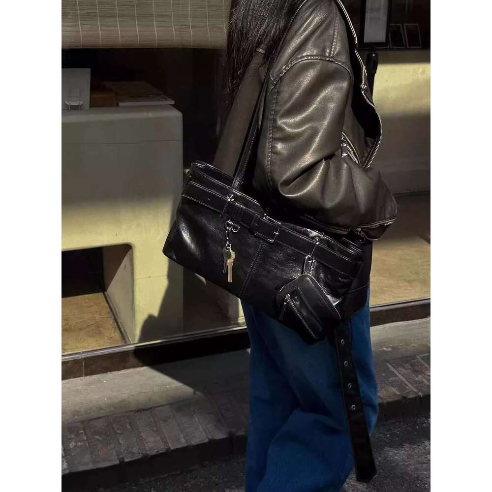 Commuter Underarm 2025 Autumn/Winter Extremely Simple Fashion Versatile Handbag Tote Style High End Single Shoulder Bag