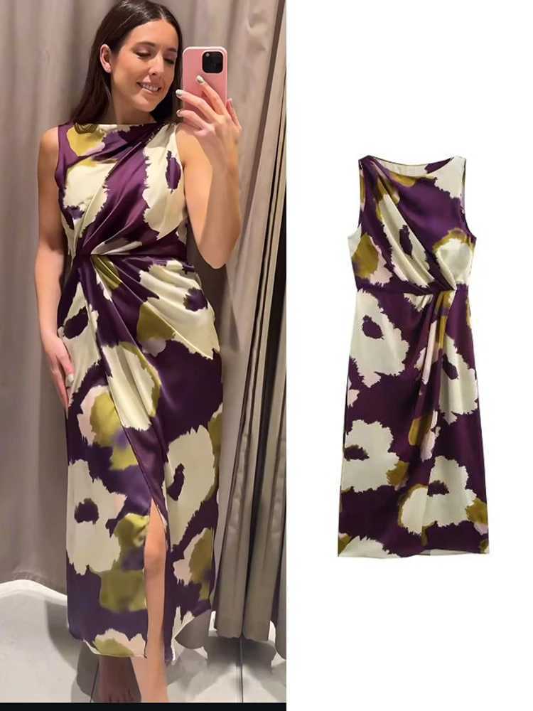TRAF Womens Summer Long Dress 2025 New Party Fashion Retro Womens Sleeveless Printed Round Neck Midi Dress W250430