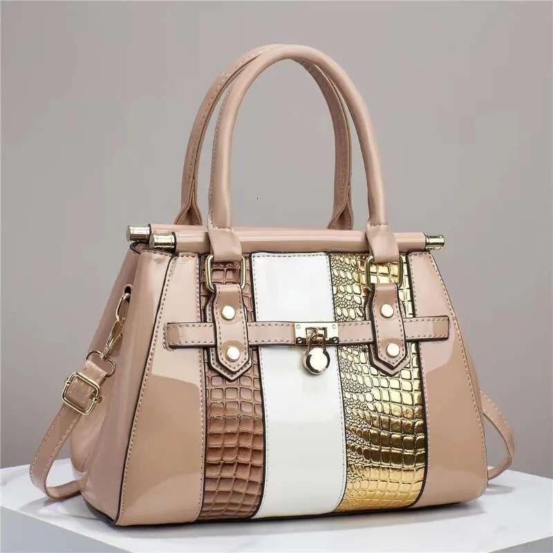 designer bag Fashionable New Women'S Handbag, Shiny Leather Large Capacity Shoulder Classic Retro Diagonal Cross Commuting Tote Bag