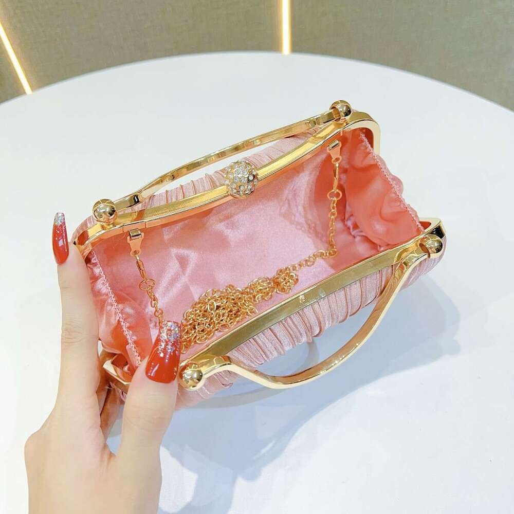 Dinner Bag New Banquet Pleated Solid Color Handbag Single Shoulder Simple And Versatile Trendy Pearl Bag Korean Version Women S Bag KQ
