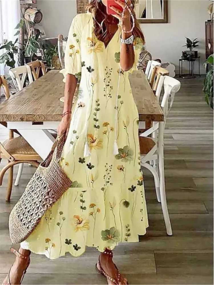 2024 Womens Retro Printed Bohemian Summer Fashion V-neck Half Sleeve Long Dress Womens Casual Holiday Beach Dress W250430