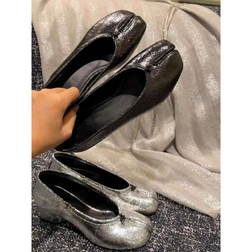 2025 Shiny Sier Women Slip-on Ballet High Heels Mirrored Tabi Fashionable Women's Casual Shoes