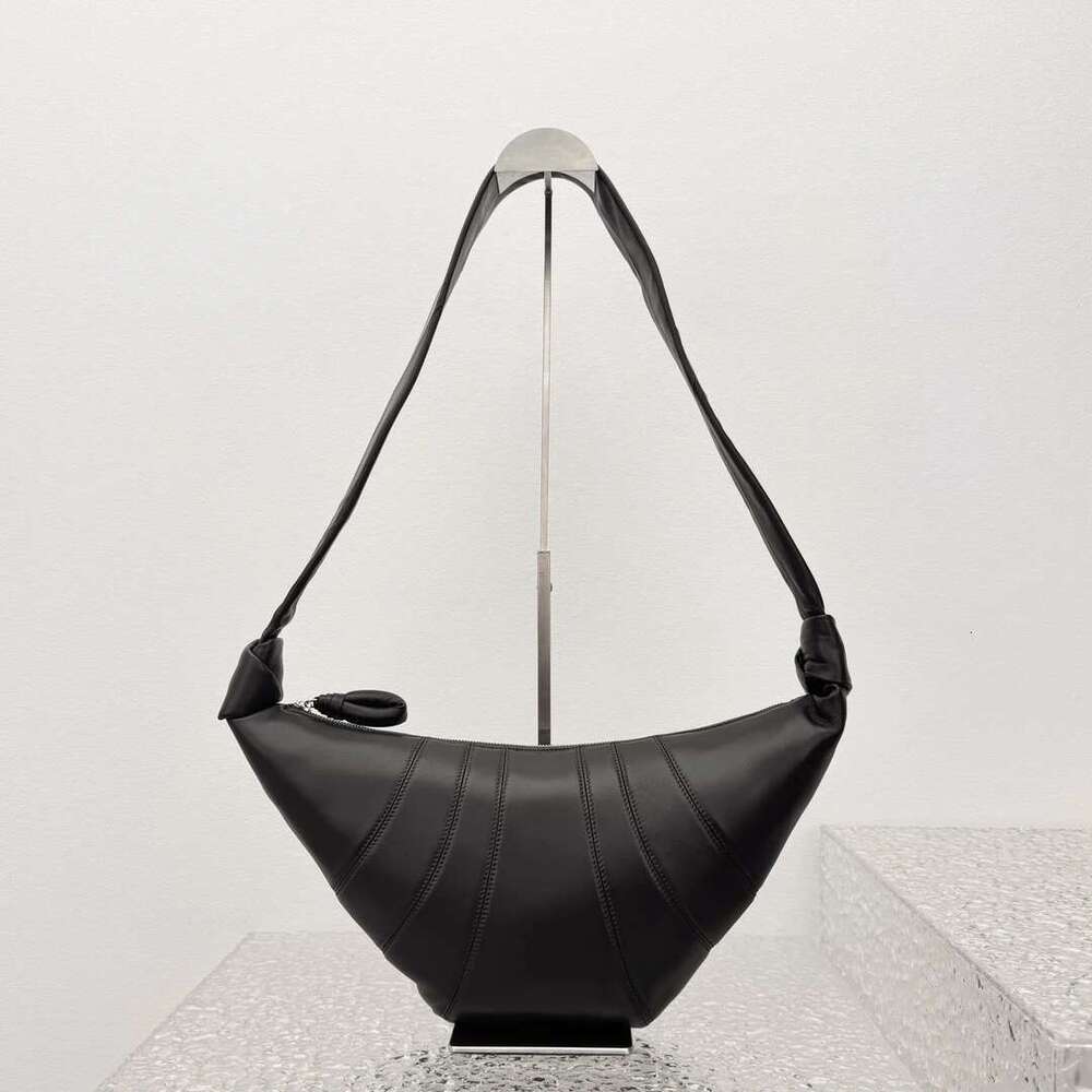Designer New Lambskin Brand Croissant Fashionable Versatile Shoulder Crossbody Bag