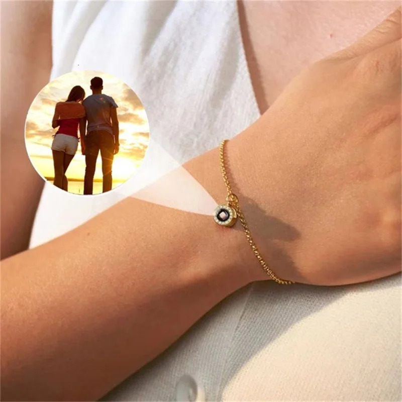 Stainless Steel Custom Po Bracelet for Couples Personalized Picture Projection Bracelets Circle Po Bracelets for Women 250430