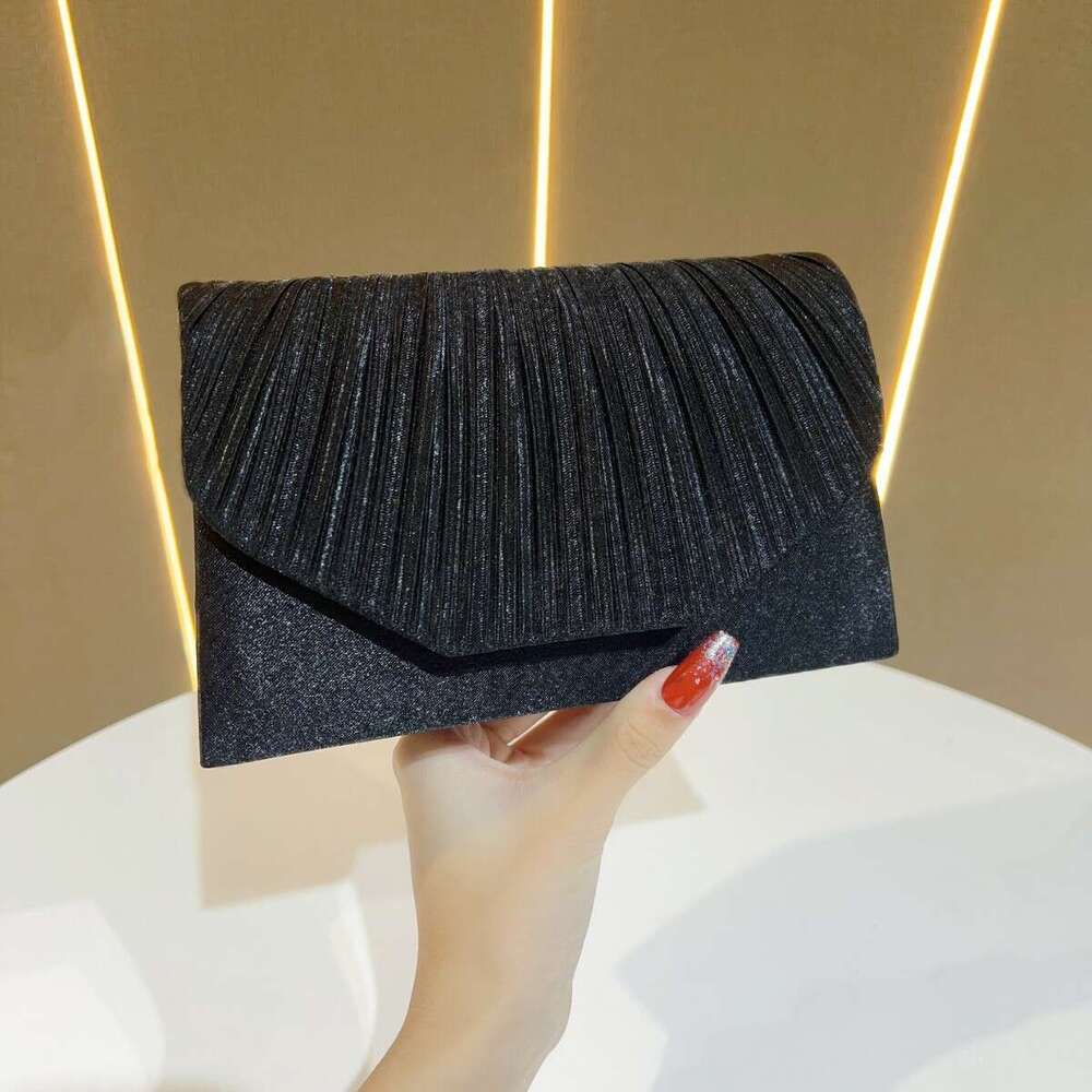 Dinner Bag New Socialite Banquet Pleated Handbag Fashionable Women S Formal Dress Evening Wear Shoulder Bag Small Fragrance Style Versatile Wedding Gi