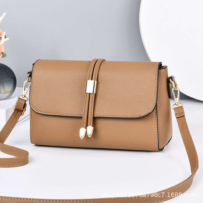 Middle aged small women's new trendy and versatile soft leather shoulder bags, elderly mothers' crossbody bags