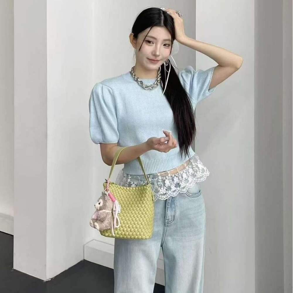 2025 new high-end handmade woven large capacity single shoulder tote underarm bag, water bucket bag
