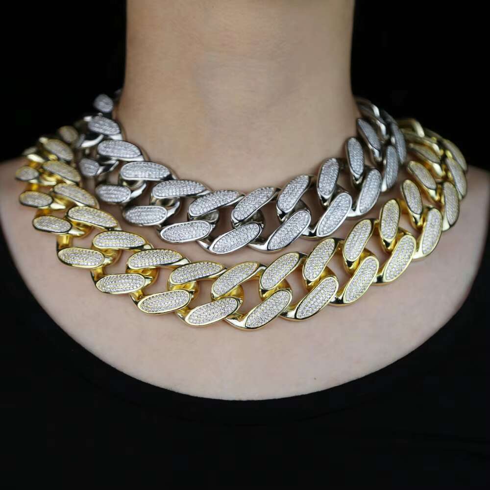 Promotion in Stock Iced Out Bling Silver Gold Plated Jewelry Micro Pave Cz 30mm Big Heavy Cuban Link Chain Women Necklace