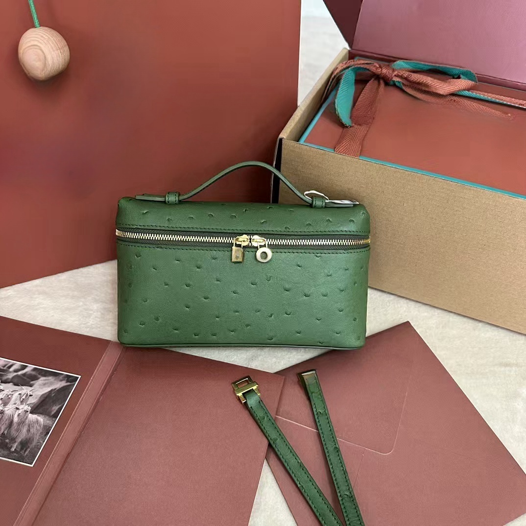 A Womens Classic Makeup Box Designer Makeup Bag package Portable Ostrich Pattern Shoulder Bag Leather Quilted Cross Mini Luggage Mini Luxury Makeup Bag cm