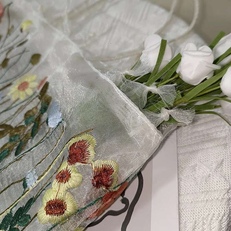 Hot Selling European And American Fashion Women's New Mesh Full Hand Embroidered Flower Shoulder Handbag Lace Tote Bag L