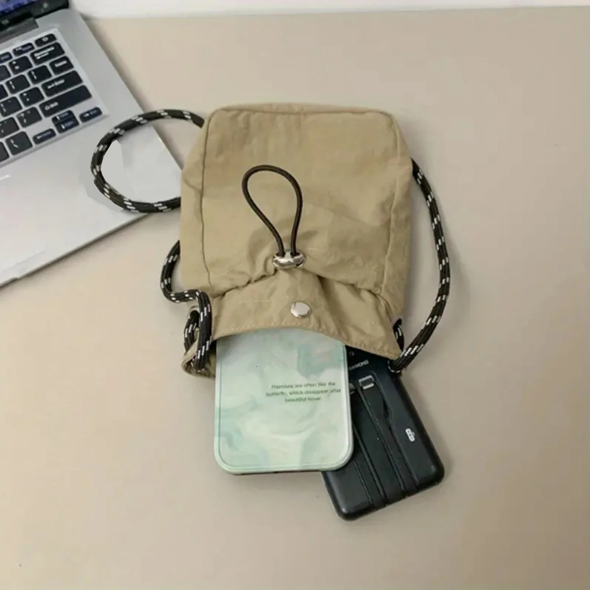 Khaki casual messenger bag simple shoulder bag lightweight phone bag all drag and drop fashionable cross bag 1 pack 250425