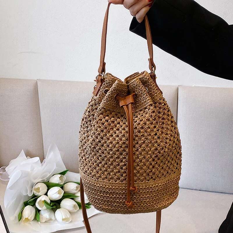 designer bag Sumple Straw Bucket For Women Woven Handmade Shoulder Drawstring Crossbody Rattan Beach Bag for Gilrs Travel Purse