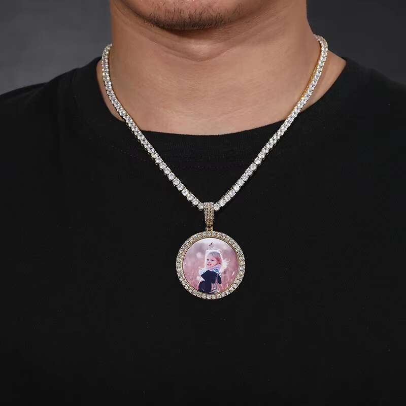 TUHE Trend Gold Plated Brass 5A CZ Diamond Custom Picture Necklace Pendants for Men Fashion Hip Hop Jewelry