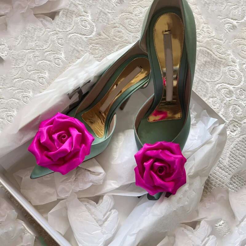 Spring and summer new pointed side empty satin rose flower single shoes thin high-heeled banquet dress versatile women's sandals