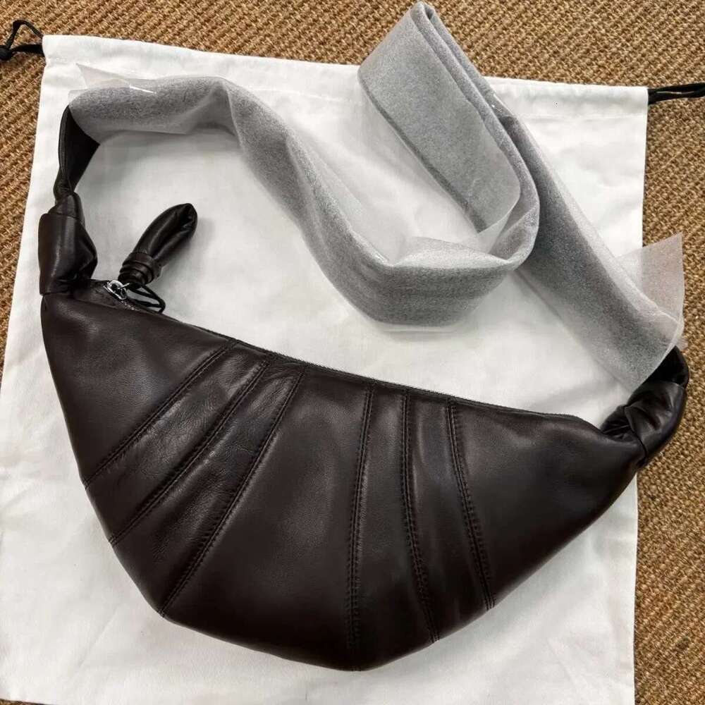 Designer New Lambskin Brand Croissant Fashionable Versatile Shoulder Crossbody Bag