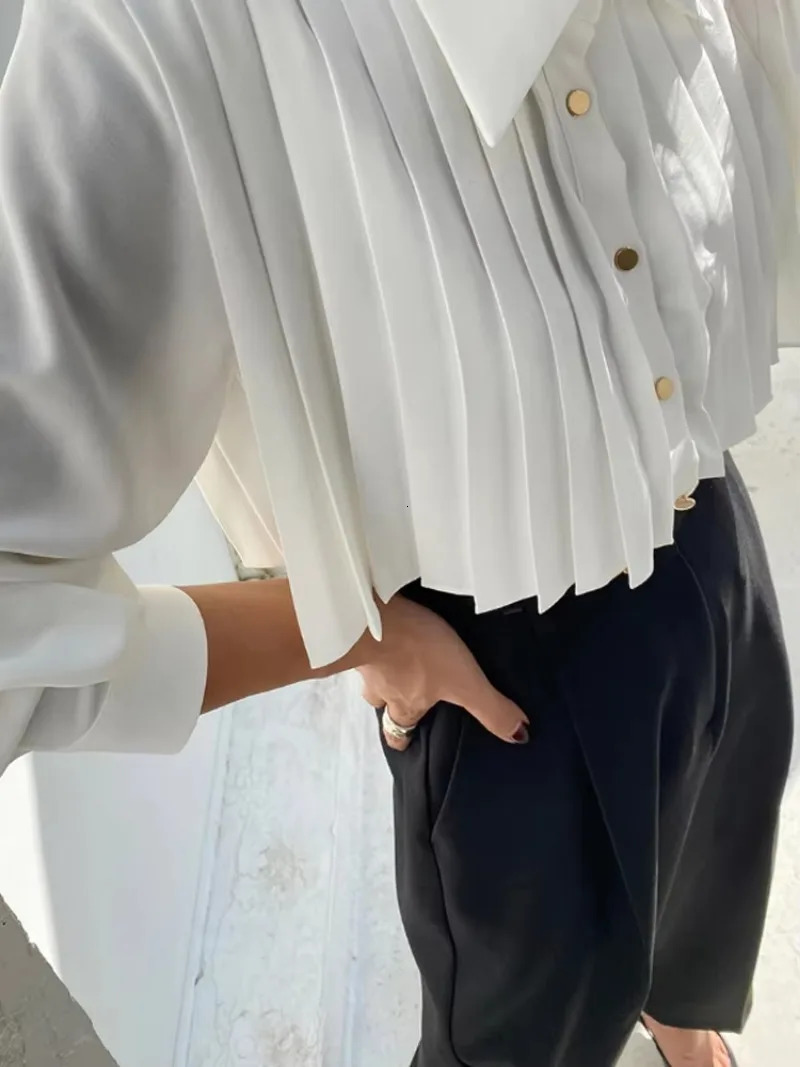 Folded black shirt heavyduty industrial chiffon polo womens Ksle spring folding short high waist fully matched top 250422