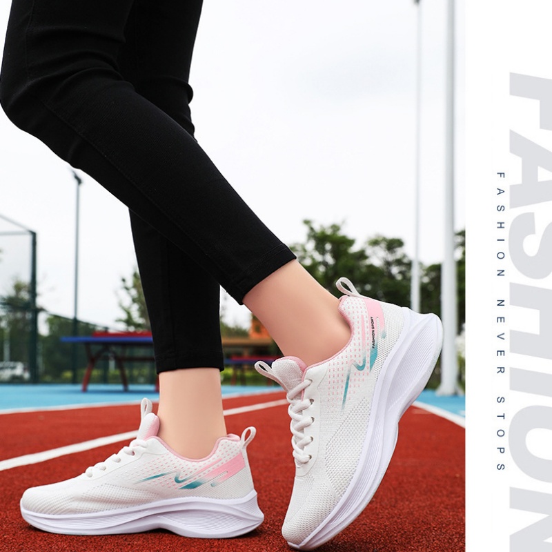 2025 Free Shipping Women Running Shoes Designer Shoes Black and White Thick Bottom Anti Slip Sports Shoes Sizes 36-41