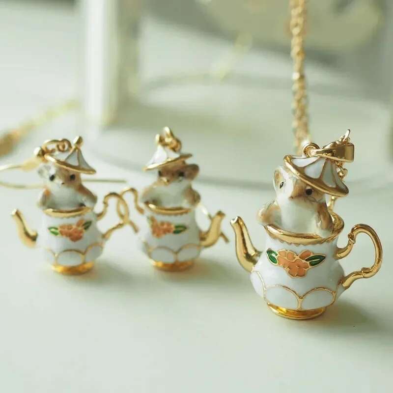 Creative Cute Chipmunks Medieval Noble Tea Earrings Necklace Handmade Oil Drip Teapot Pendant Jewelry Set Party Accessories