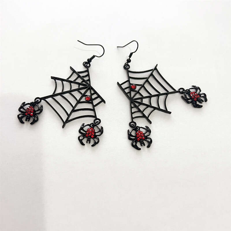 Alloy Halloween Necklace With Exaggerated Personality, Black Spider Web Collarbone Chain, Trendy And Accessories
