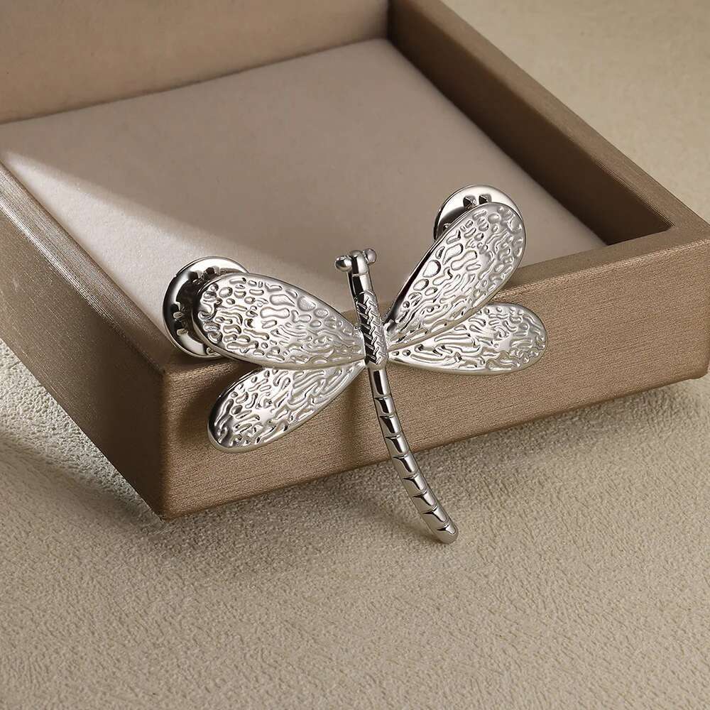 Stainless Steel Gloss Dragoy Pin Brooch 2024 New Trend Gold Color Elegant Blazer One Direction Animal Pins Jewelry Party Gift