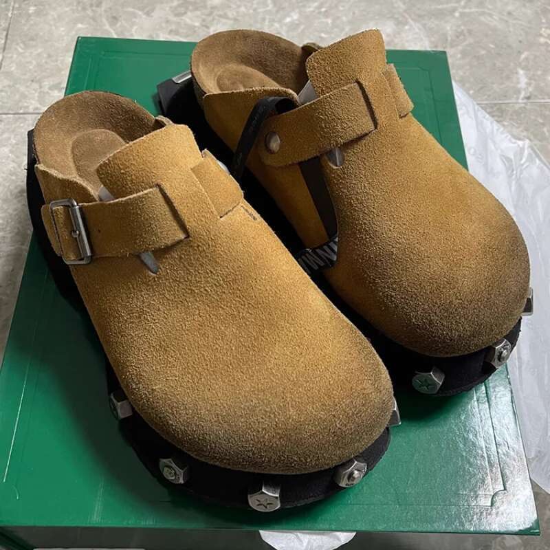 New Rivet Metal Low Woman Cover Toe Big Size Slides Heeled Mules Platform Shoes Rome Sandals Casual Slippers