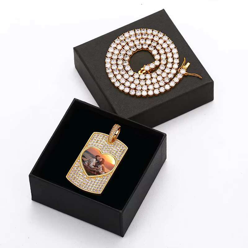 Bling Laser Engrave Name Brass 5A Zircon Iced Out Heart Shape Photo Pendant Memory Frame Picture Necklace