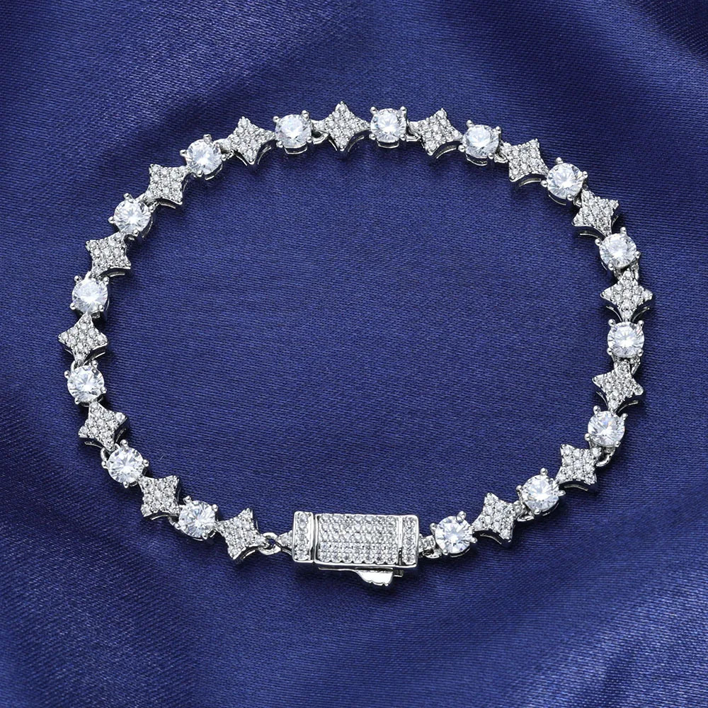 Exquisite Party Wedding Unique and Womens Fashion Brass Jewelry Sparkling Zircon Star Tennis Bracelet Birthday Gift 250430