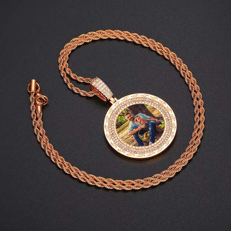 Wholesale Price 38mm 18K Gold Plated Brass CZ Diamond Iced Out Memory Locket Custom Photo Pendant