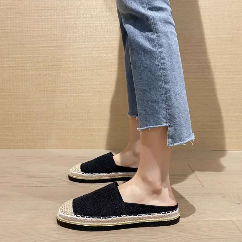 Brand Fashion Canvas Color Matching Flat Breathable Casual Women Slip On Shoes Comfortable Slipper