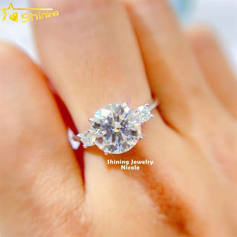 Wholesale Factory Price 3 Stones Round Brilliant Cut Moissanite Diamond S925 Sterling Silver Ring