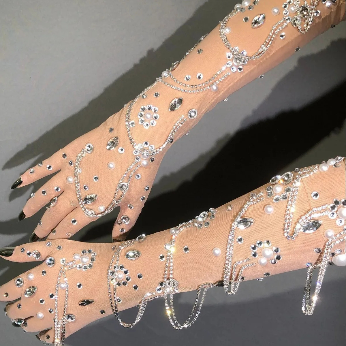 Lace Sexy Gloves Stage Dance Stage Performance Arm Sleeves Female Flash Drilling Rhinestone full Finger Gloves crystal 250420