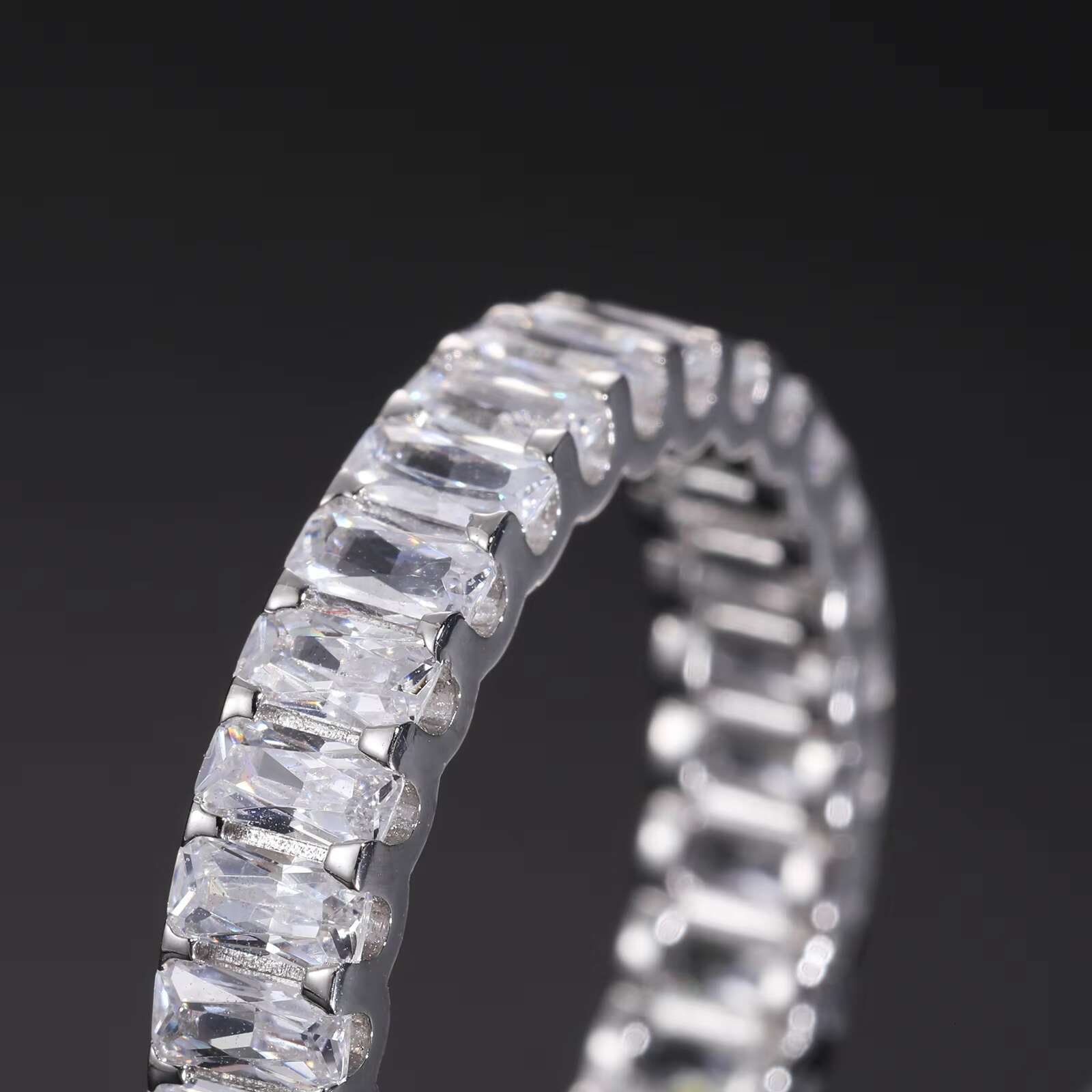 Dropshipping 4*2mm Baguette Moissanite Eternity Ring 925 Sterling Silver VVS Mossanite Diamond Engagement Jewelry Fashion Women