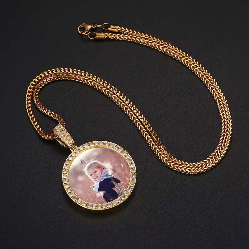 TUHE Trend Gold Plated Brass 5A CZ Diamond Custom Picture Necklace Pendants for Men Fashion Hip Hop Jewelry