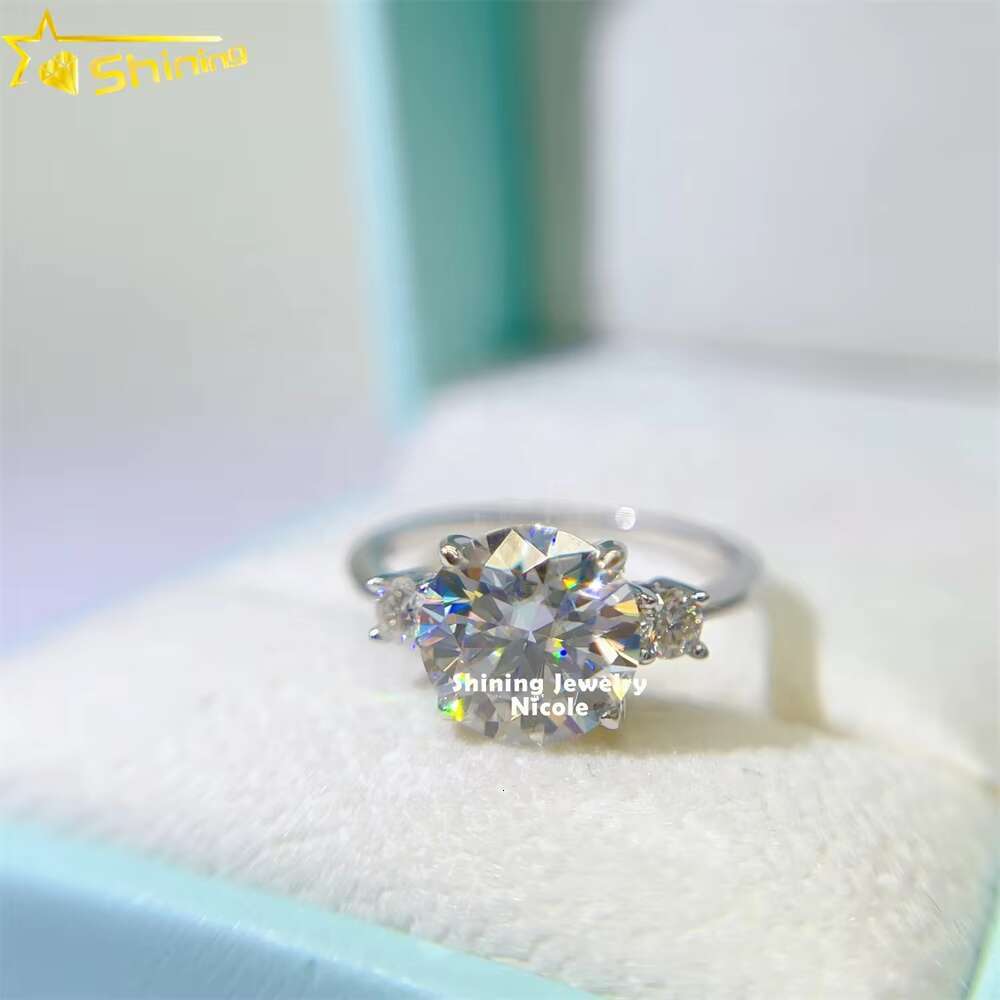 Wholesale Factory Price 3 Stones Round Brilliant Cut Moissanite Diamond S925 Sterling Silver Ring