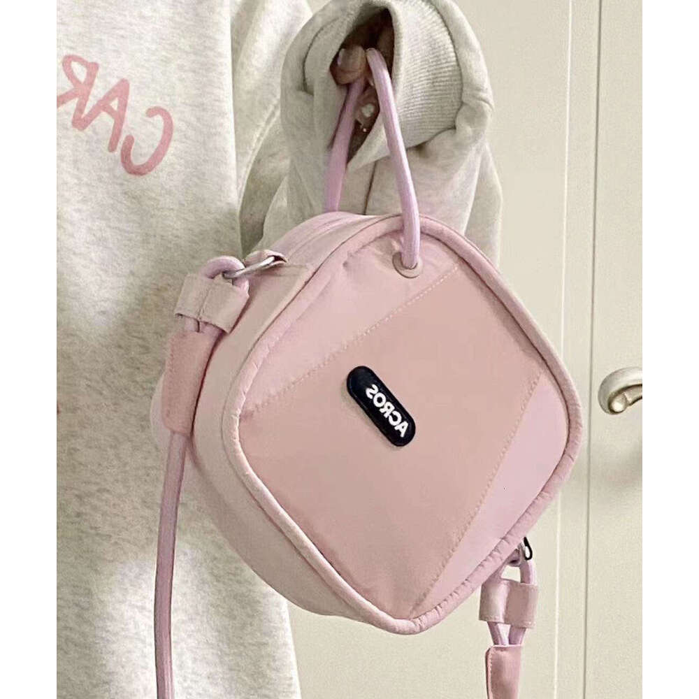 Cute stylish small square 2025 spring summer new collection, pink tender, niche bag, casual and versatile single shoulder crossbody bag