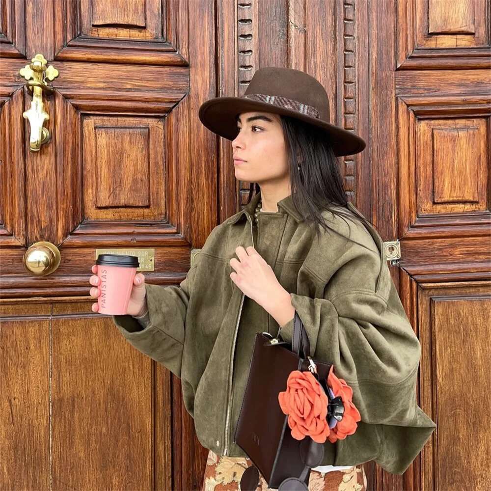 2025 New Women's Clothing European and American Style Fashion Design Sense Composite Suede Short Collar Jacket Coat