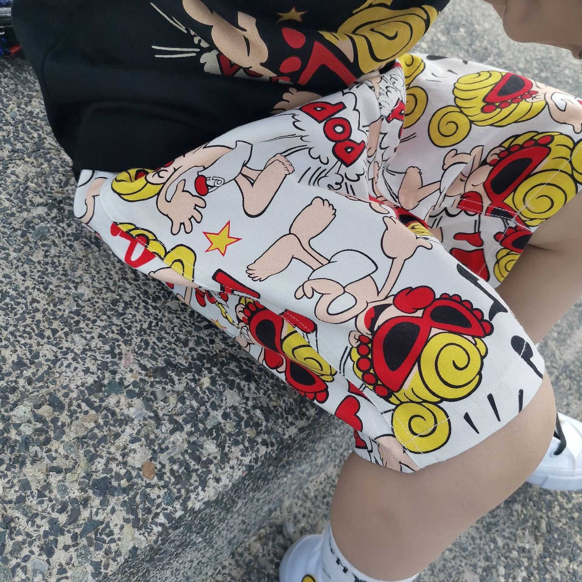 Childrens Casual Shorts Summer New Style Mens and Womens Cotton Five Quarter Pants Cartoon Full Print Trendy Shorts Dance Shorts Y250430Q3A1
