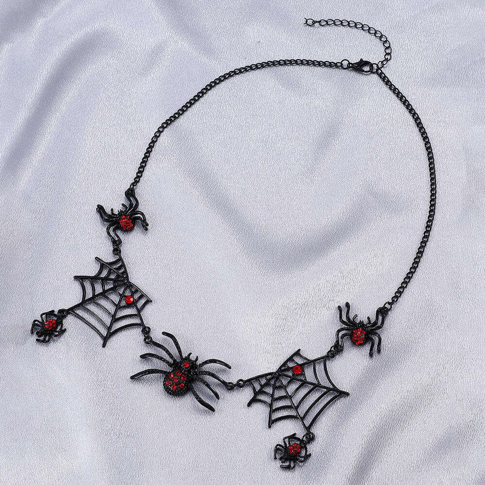 Alloy Halloween Necklace With Exaggerated Personality, Black Spider Web Collarbone Chain, Trendy And Accessories