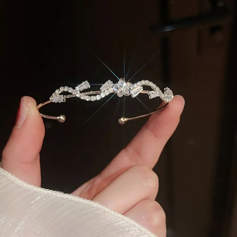 Zircon Ripple Womens Open Bracelet Personalized High end Wedding Party Jewelry 250425