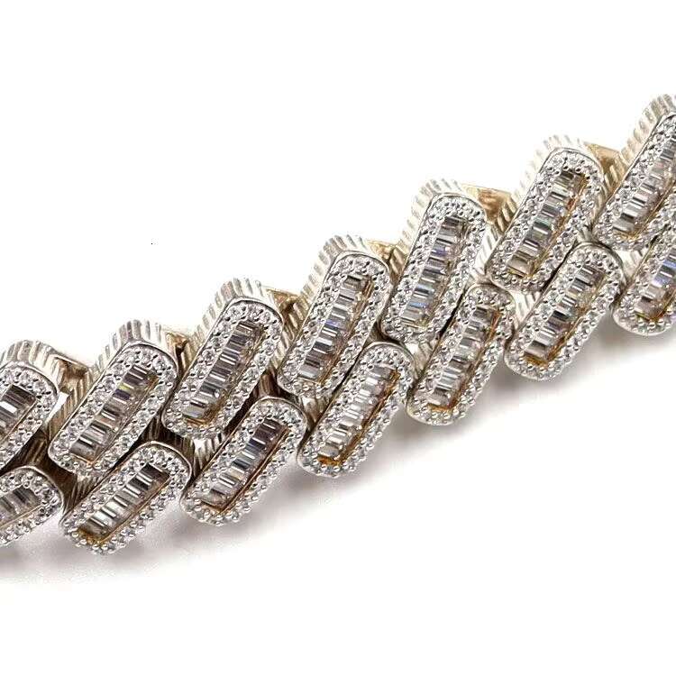 Cheap Price 19mm Brass Zircon Iced Out Hip Hop Jewelry Cuban Link Bracelet Men Women Bulk Order