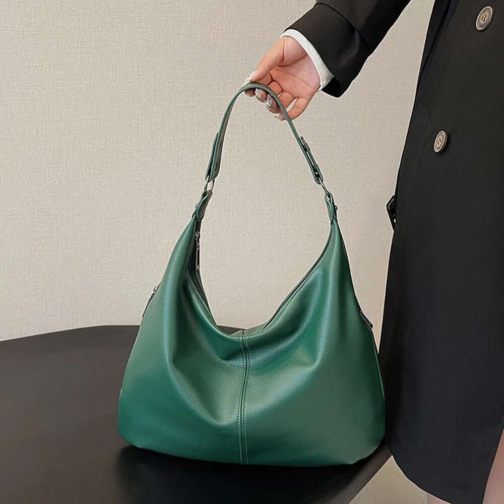 Women PU Stylish Single Shoulder Solid Color Vintage Carrying Zip Closure Chic Hobo Daily Commuting Bag Bag